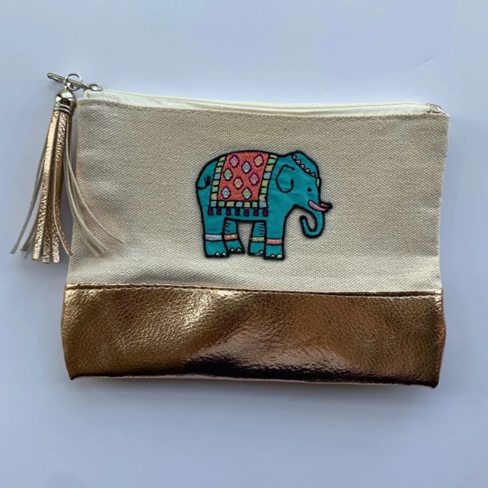 Small pouch